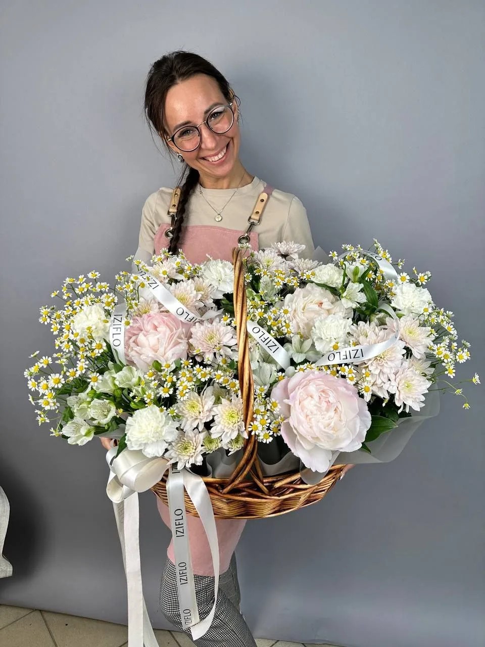 Виктория Сацевич — ведущий преподаватель школы «Дом Цветов»